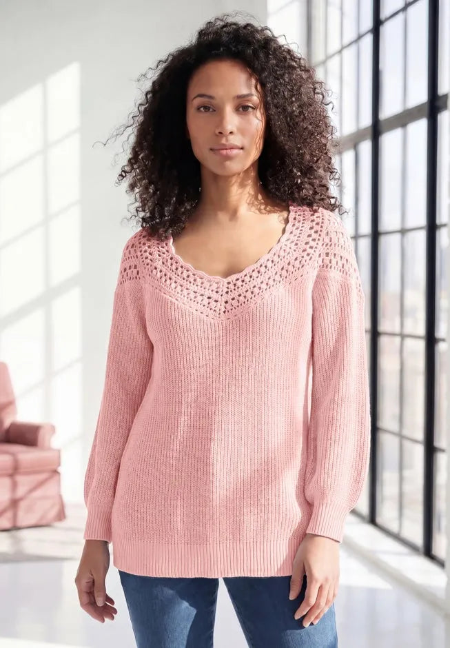 Plus Size Crochet Pullover Sweater with Sweetheart Neckline