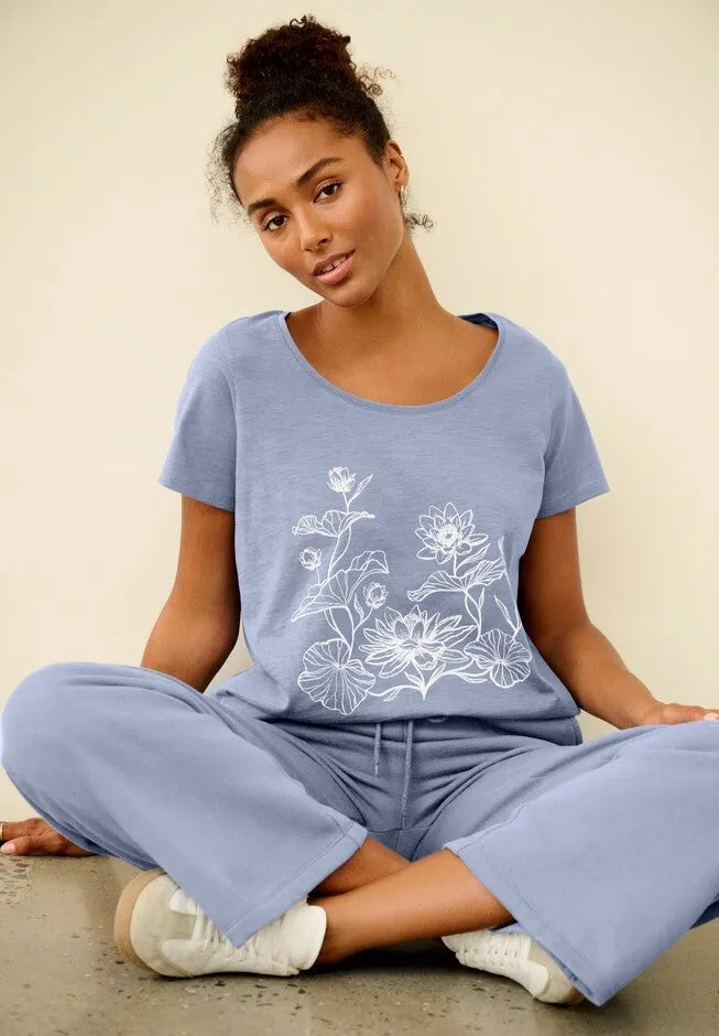 100% Cotton Jersey Slub Scoopneck Short Sleeve Graphic Tee